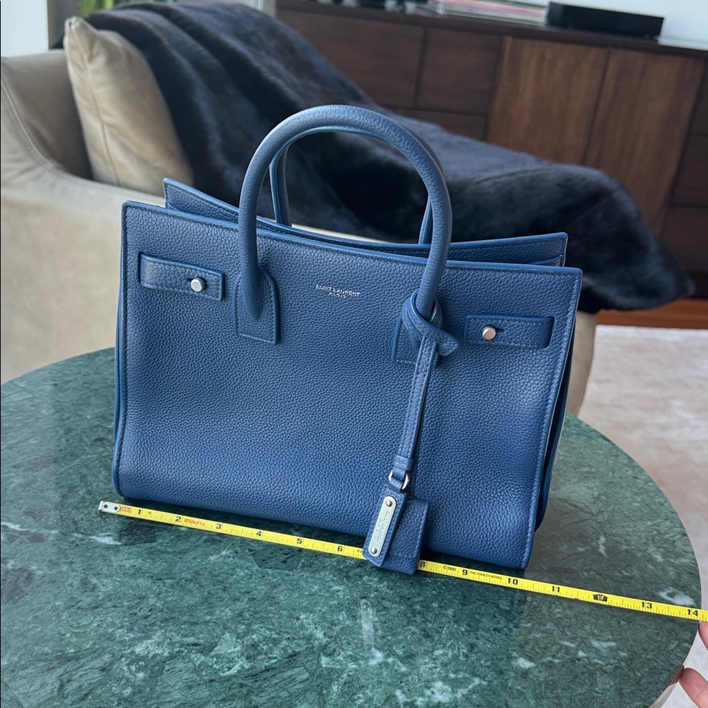 SAINT LAURENT Sac De Jour - Picture 3 of 6